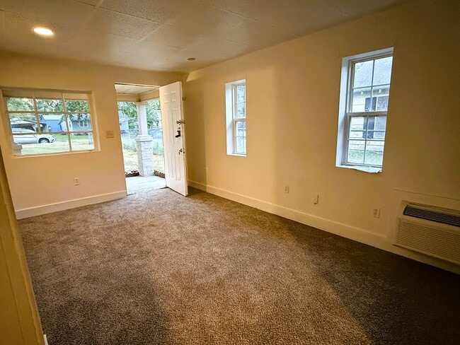 Photo - Charming 1 Bedroom, 1 Bath Bungalow