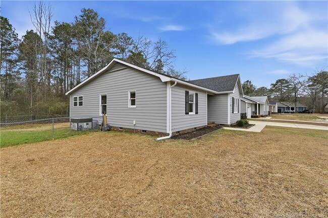 6813 Foxton Ct