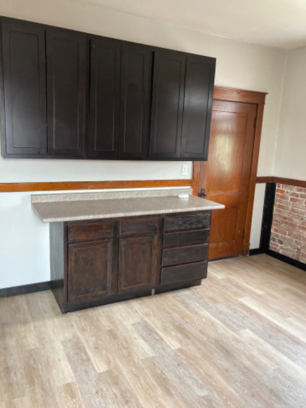 Building Photo - 4658-4658 Michigan Ave Unit 4658 2F