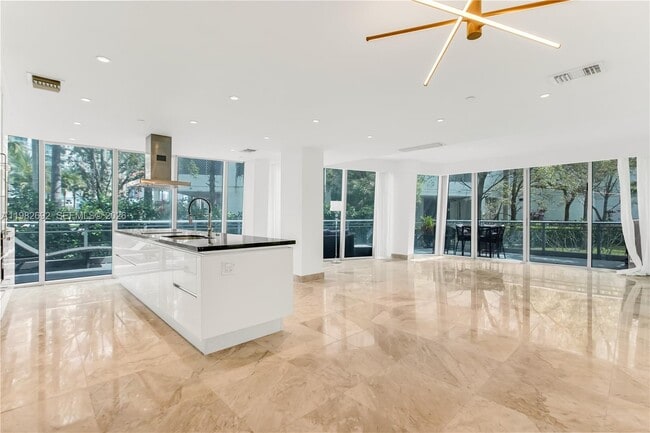 Photo - 2950 NE 188th St Unit 150