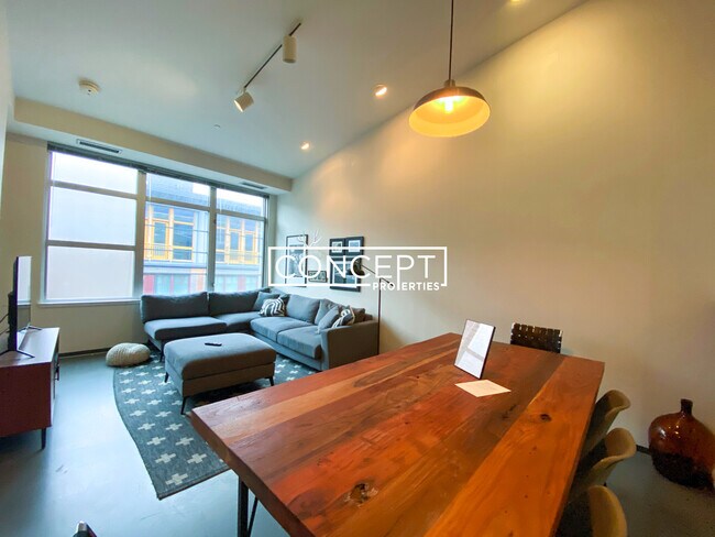 Photo - 160 E Berkeley St Unit 513