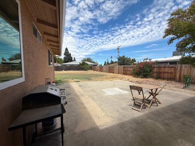 Photo - Cute 3 bedroom house in