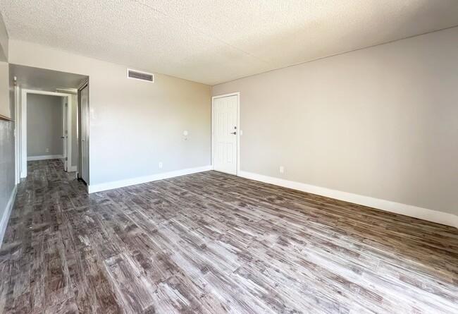 Photo - Fantastic condo near ASU! Unidad 210