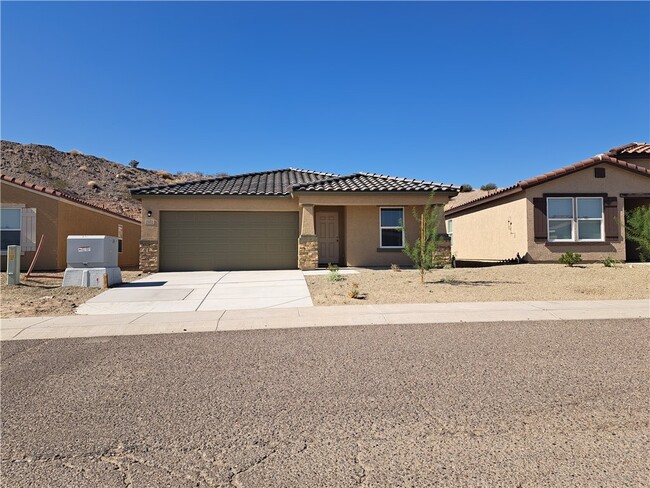 Photo - 2372 Tapatio Dr