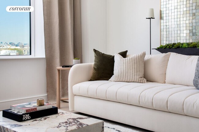 Photo - 36-20 Steinway St