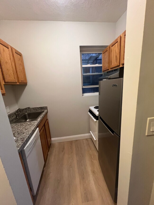 Photo - 120 Norway St Unidad 201 Rental