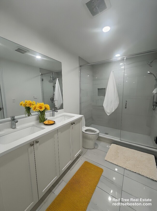 14 Mount Hood Rd Unit 1
