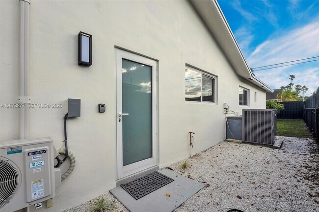 10430 Sunset Strip Unidad S