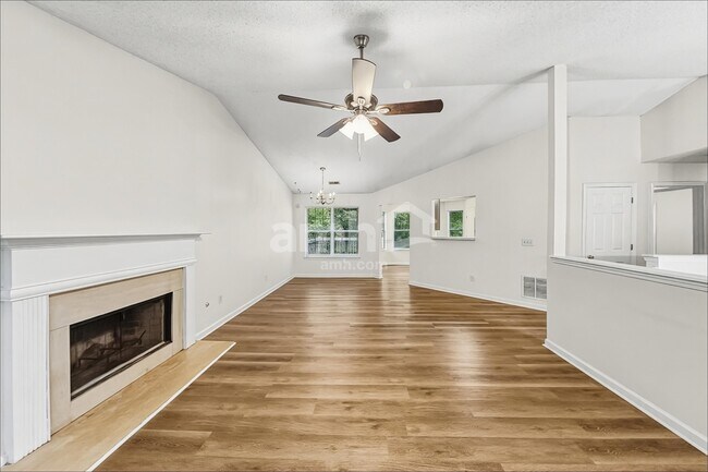 Photo - 4238 Zephyrhills Dr