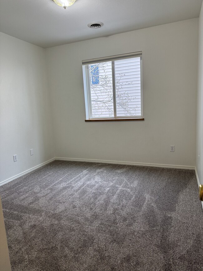 Photo - 210 Show PlaceUnit C