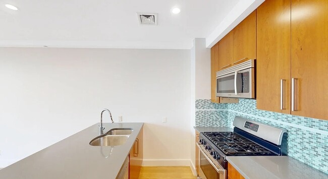 Photo - wonderful one bedroom for immediate move Unit 4