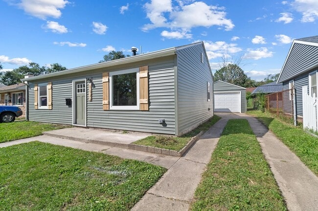 Building Photo - 1629 174th St Rental