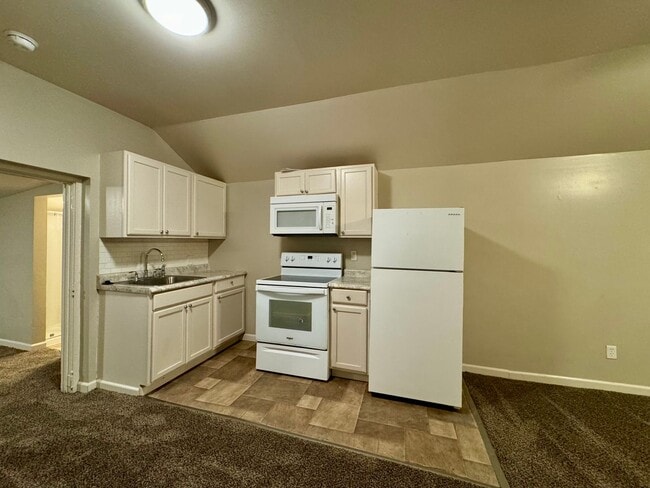 Photo - One bedroom Home near Kellogg!