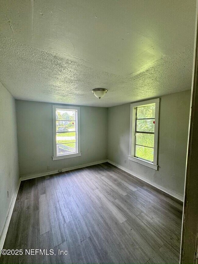 Photo - 1760 Audubon St