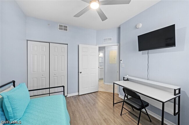 Photo - 15393 Bellamar Cir Unit 512