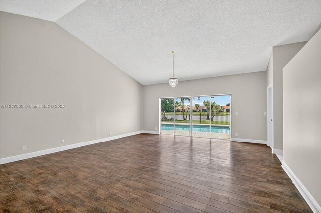 Building Photo - 9517 El Clair Ranch Rd Rental