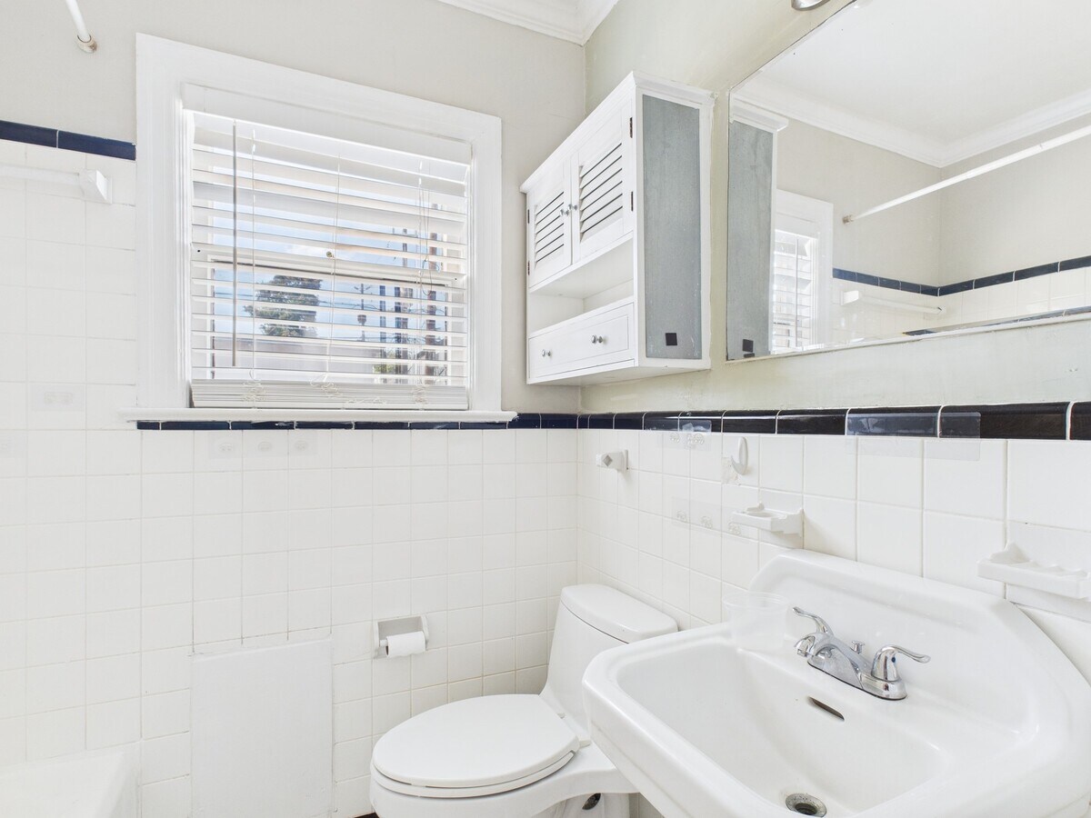 Photo - 1920 Richmond Ave. Unidad 14