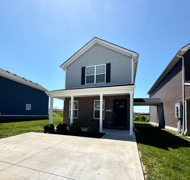 Building Photo - 2027 Dolly Dr