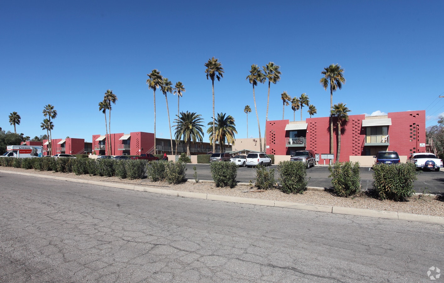 Royal Palms Apartments - Royal Palms Apartments