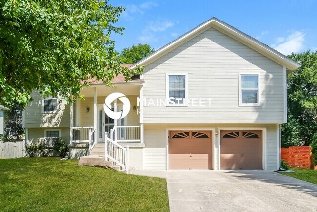 Building Photo - 3 Bedroom Pet-Friendly Home in GREENWOOD, ...