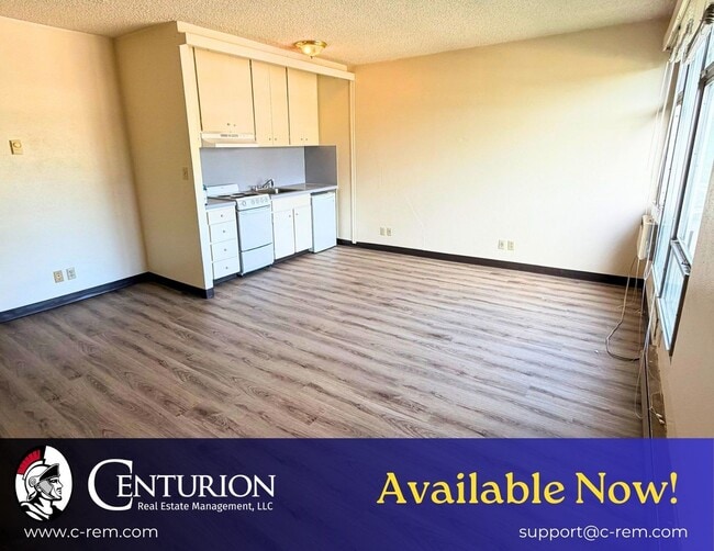 Building Photo - 1313 Lincoln St Unit Apt 304