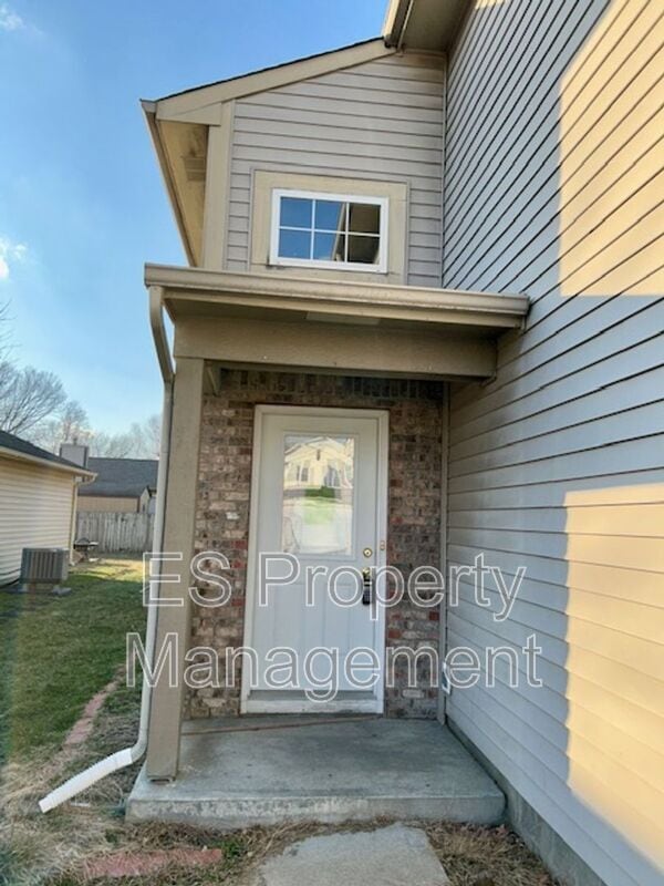 Photo - 6316 Long River Ln