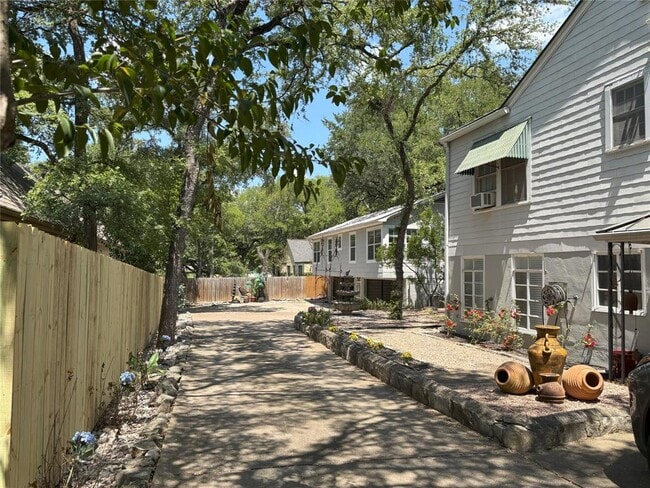 Building Photo - 1702 Exposition Blvd Unit A Rental