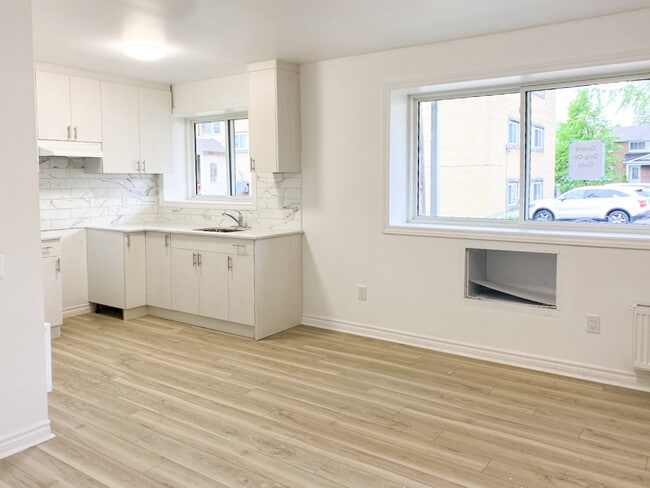 Photo - 630 Cummings Ave Unit 103