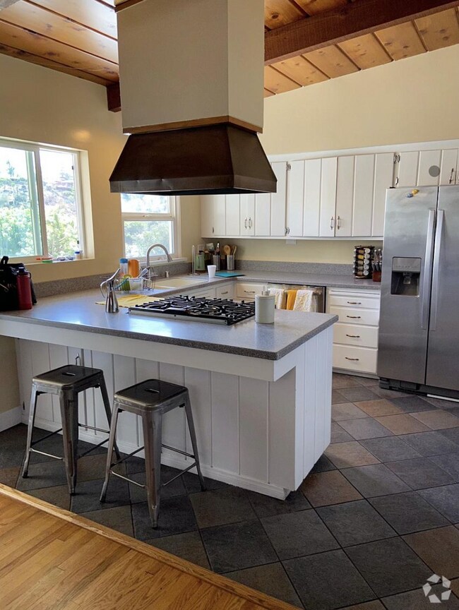 Rentals near SDSU Transit Center Page 4