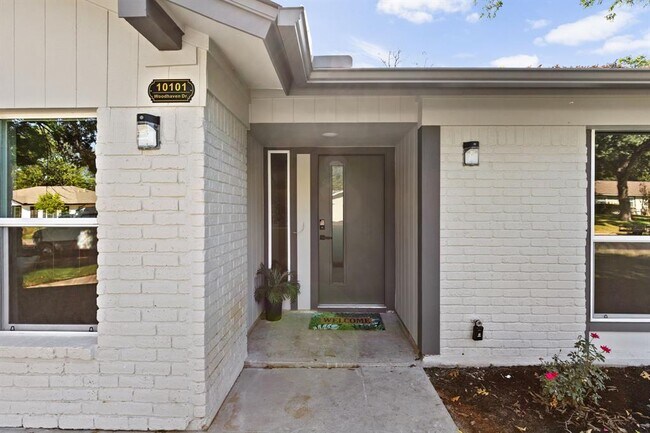 Photo - 10101 Woodhaven Dr