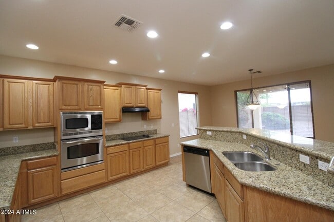 Photo - 3951 E Ravenswood Dr