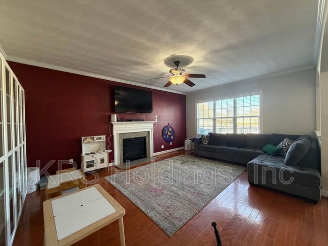 Photo - 516 Bells Hollow Ct