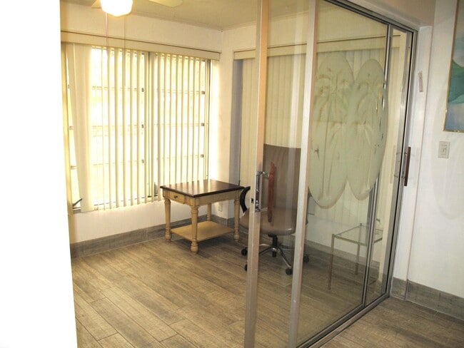 Photo - 325 NW 50th Ave Unidad C