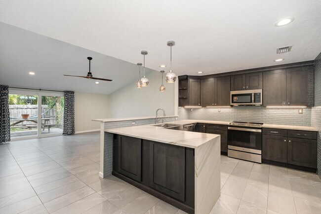 Photo - 1034 Mary Joye Ave