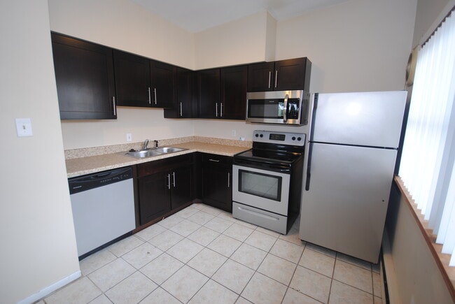 Photo - 727 E Kingsley St