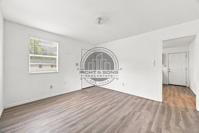 Photo - 1505 Joe Louis St