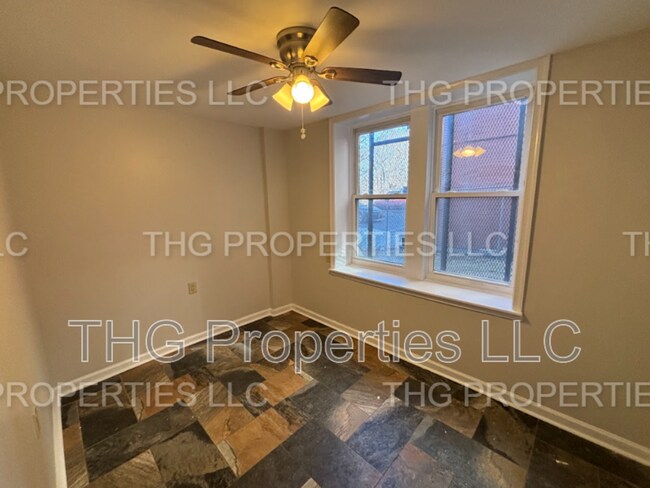 Photo - 671 Lincoln Ave Unidad Apt. B3