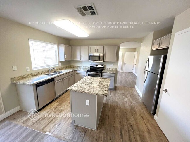 Photo - 14835 W Redfield Rd