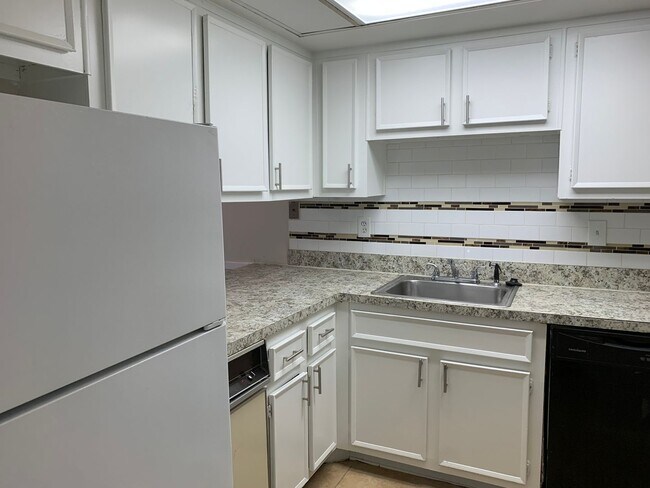 6509 Parton Ct Unit B
