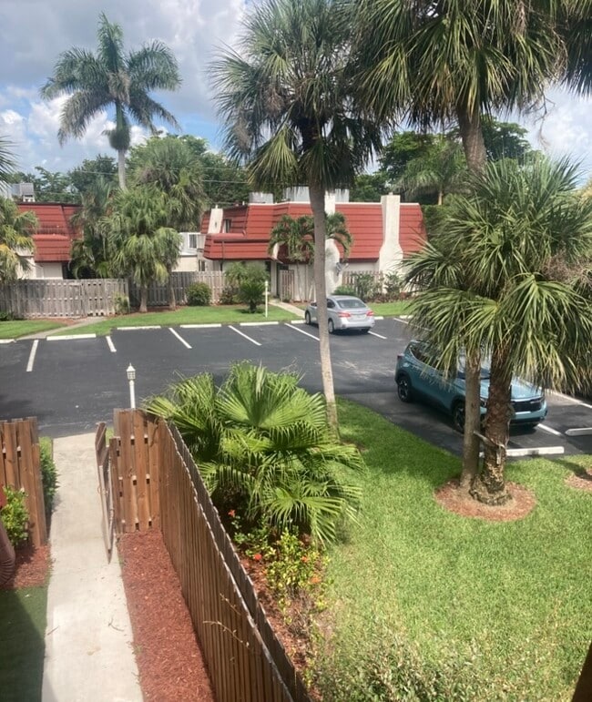 Photo - 11866 Quail Run Dr Townhome