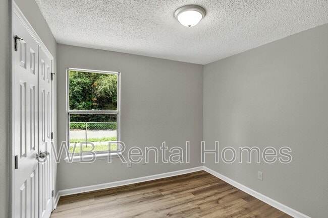 Photo - 1675 W 1st St Casa