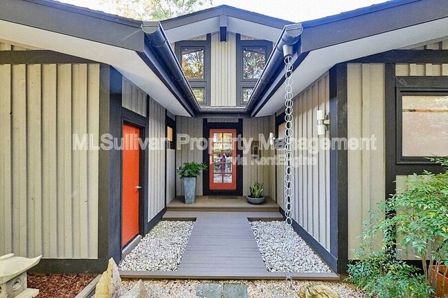 Building Photo - 500 Bayberry Dr Rental