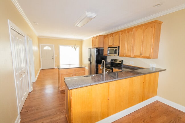 Photo - 4988 Burkhalter Rd