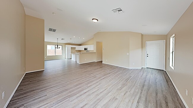 Photo - 355 W Holstein Trail