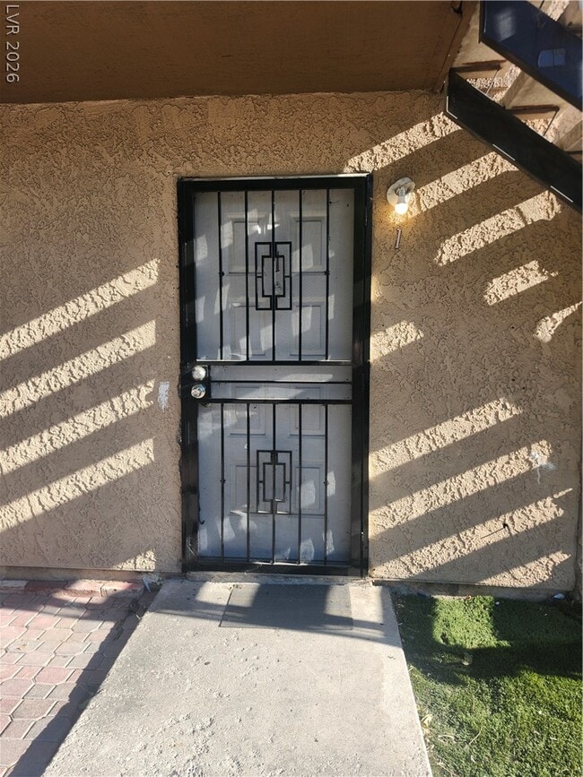 Building Photo - 4737 Thunderbolt Ave