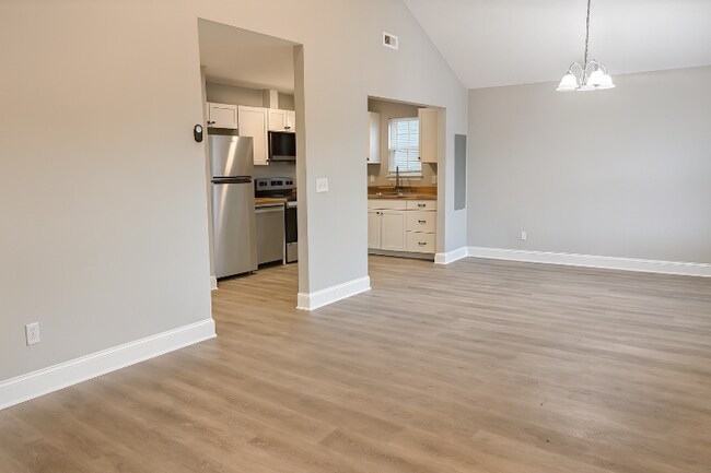 Photo - 1630 S Greenwood Ave