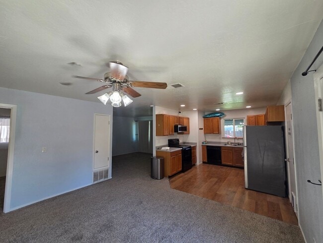 Photo - 1955 Southwood Dr