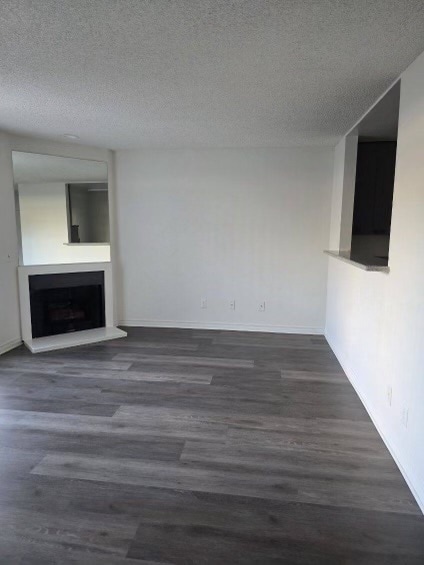 Building Photo - 1632 N Formosa Ave Unit 208