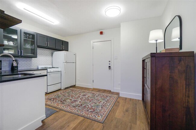 Photo - 1212 Guadalupe St Unidad 310