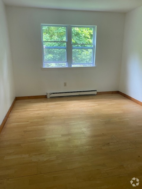 Building Photo - 41 Belair Dr Rental